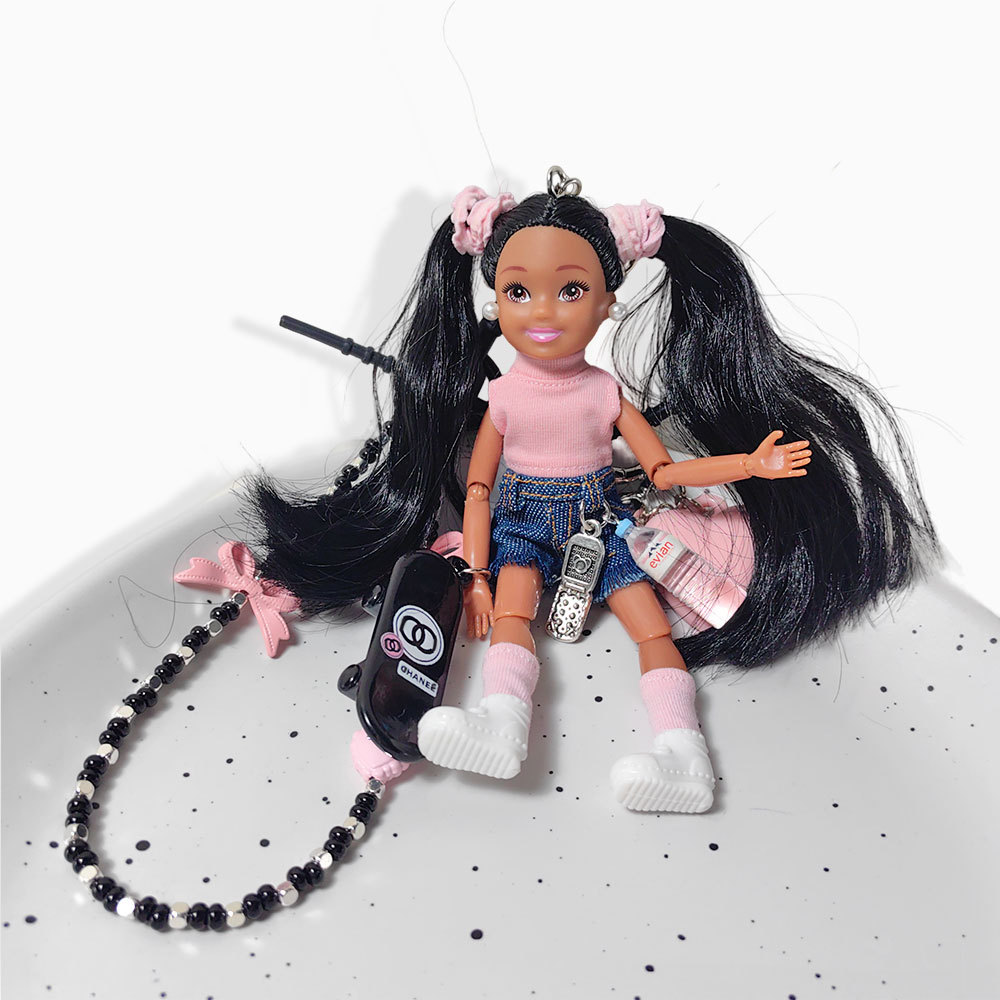 Chaveiro de Boneca Menina Skat - Luxury Bags Girls avaliação e preço