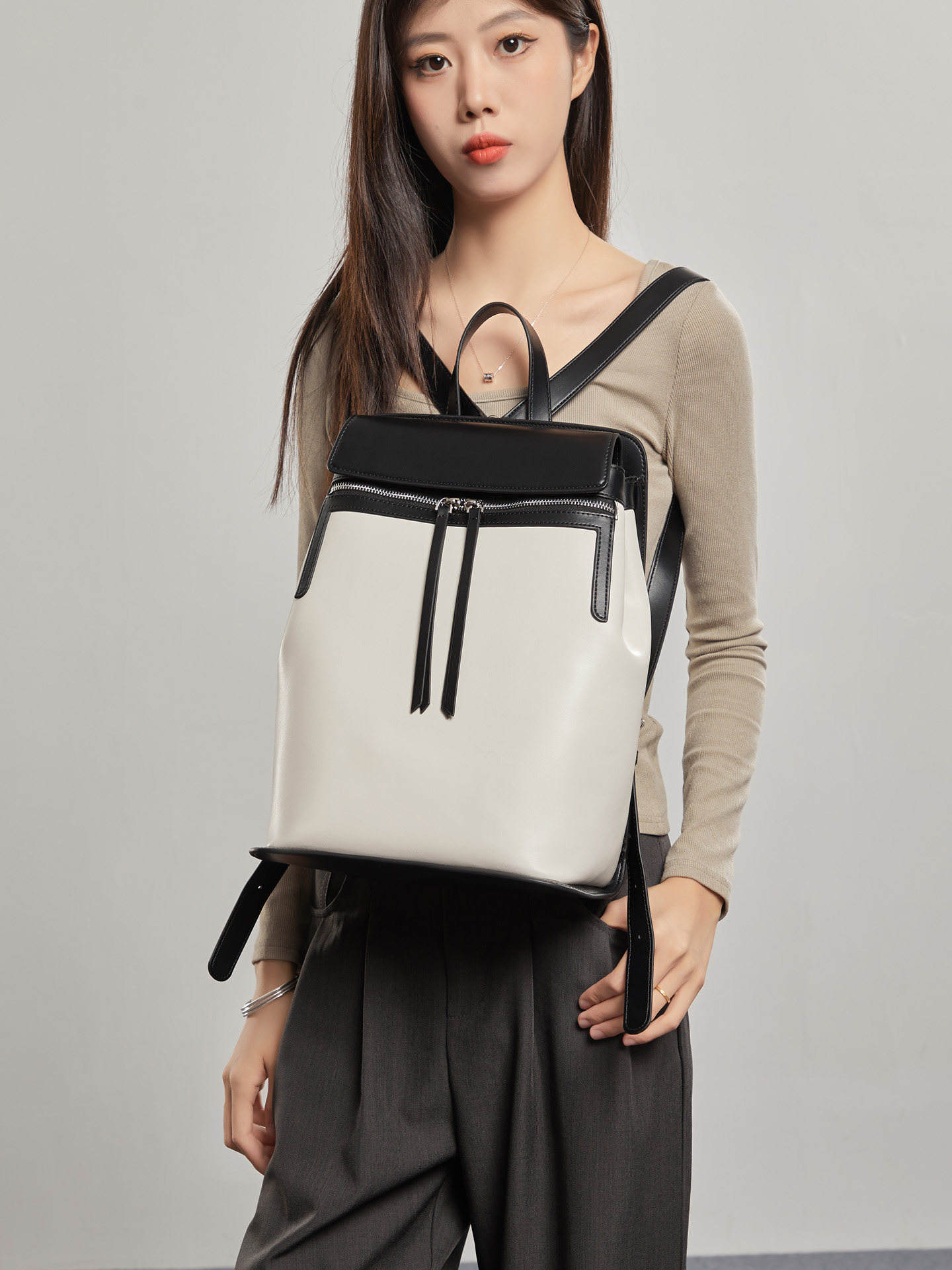 Mochilas Femininas de Luxo Lev - Luxury Bags Quality avaliação e preço